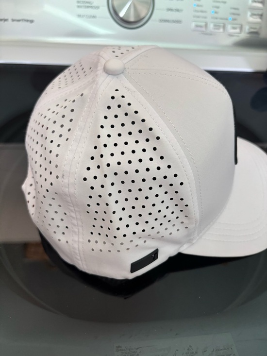 True Linkswear Tito’s Logo Hat Water Resistant Cooling Back Material Golf Beach - Picture 2 of 5